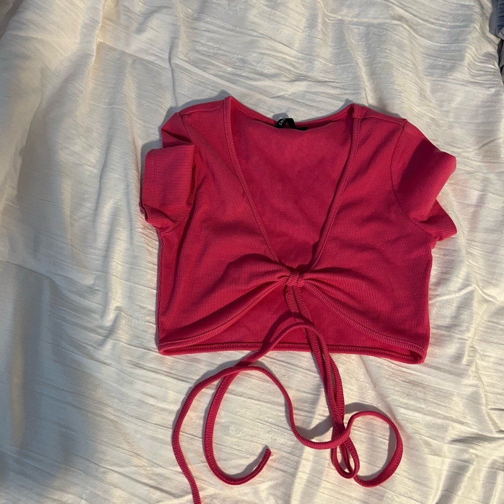 SHEIN Fuchsia Ruched Crop Top